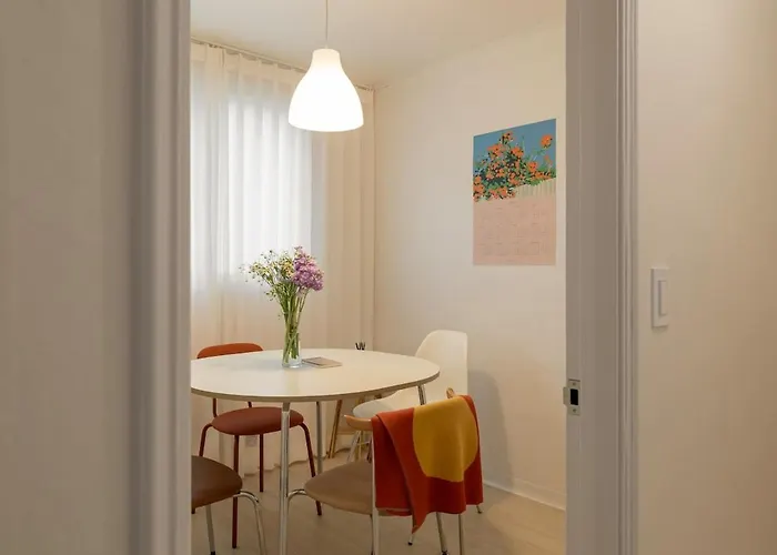Apartamento Poom Stay, Airport Bus, Cozy For Travelers,yeomchang Stn, Line 9 Express *