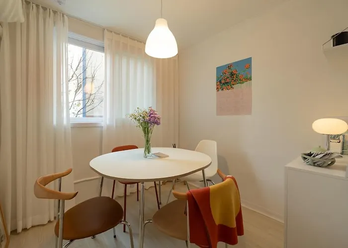 Poom Stay, Airport Bus, Cozy For Travelers,yeomchang Stn, Line 9 Express Apartamento