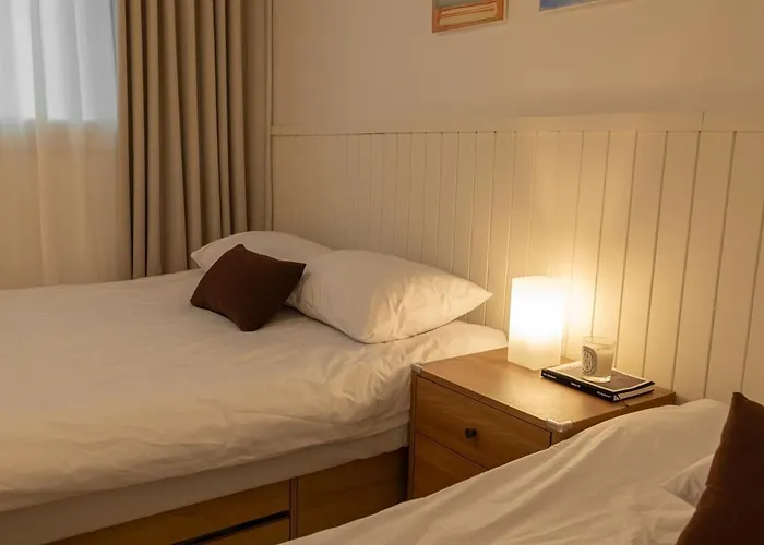 Poom Stay, Airport Bus, Cozy For Travelers,yeomchang Stn, Line 9 Express Apartamento