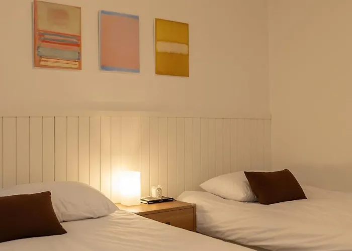 Poom Stay, Airport Bus, Cozy For Travelers,yeomchang Stn, Line 9 Express Apartamento *