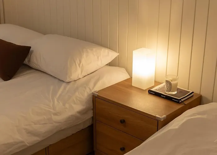 Poom Stay, Airport Bus, Cozy For Travelers,yeomchang Stn, Line 9 Express Apartamento Seúl