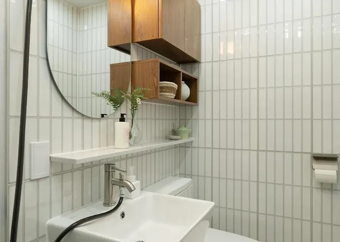 Poom Stay, Airport Bus, Cozy For Travelers,yeomchang Stn, Line 9 Express Apartamento *