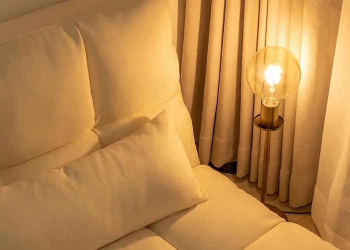 Apartamento Poom Stay, Airport Bus, Cozy For Travelers,yeomchang Stn, Line 9 Express
